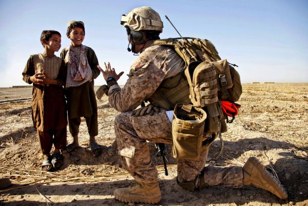 18 of the greatest photos of Marines fighting America’s wars