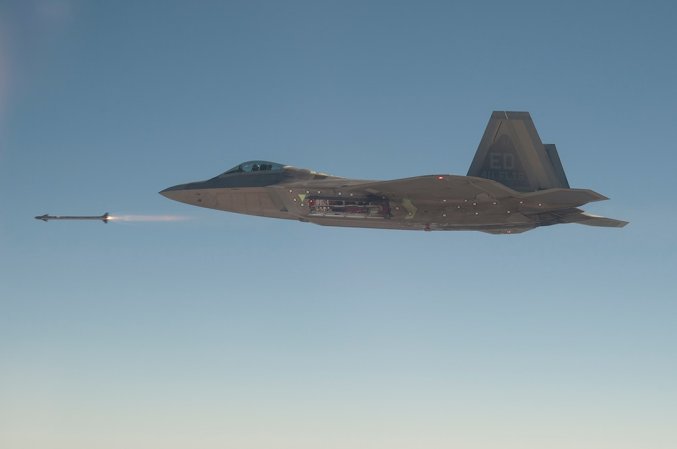 f-22 fires missile